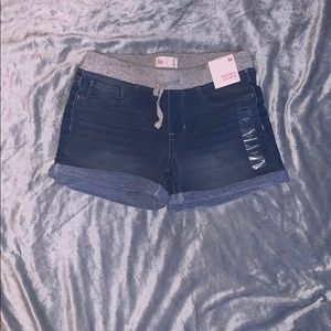 So shorts “ Favorite Shortie” shorts.